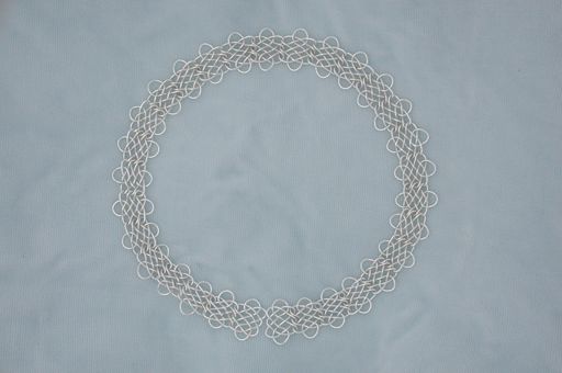 Silver prolong-knot choker.